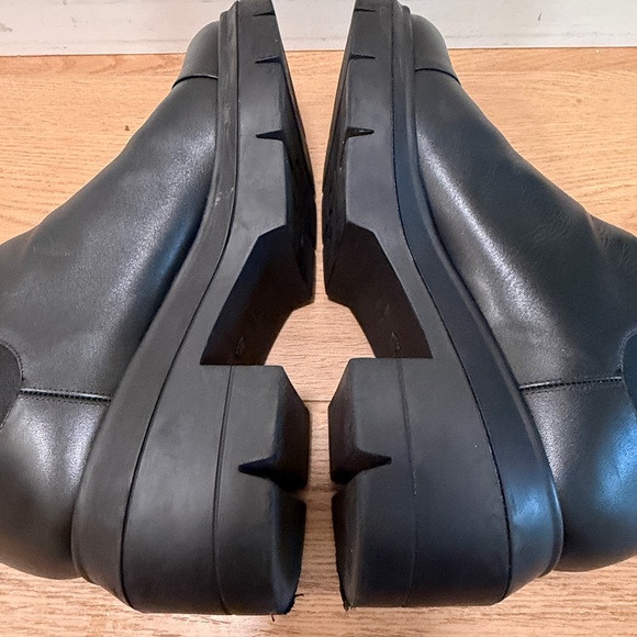 Stuart Weitzman Norah Lug Sole Ankle Boots Black Size 9.5 - Picture 6 of 13